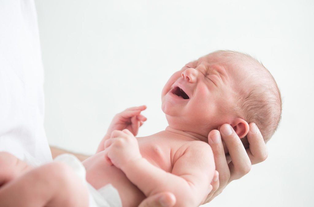 Gentle Solutions for Soothing Your Crying Newborn: A Guide to Relieving Gas and Reflux